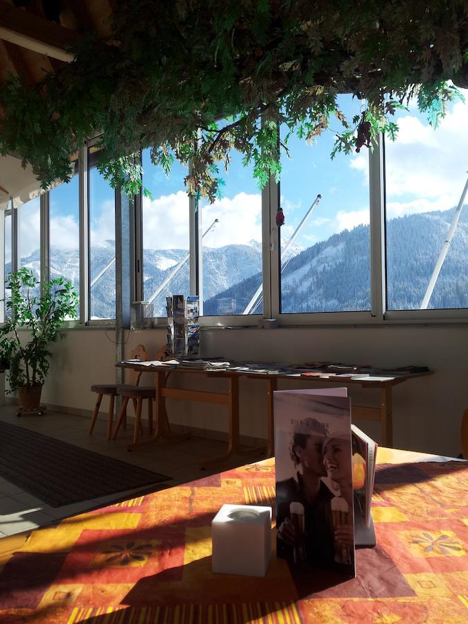 Hôtel Camping Alpenwelt à Tannheim Extérieur photo