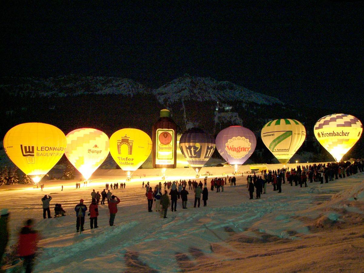 Hôtel Camping Alpenwelt à Tannheim Extérieur photo