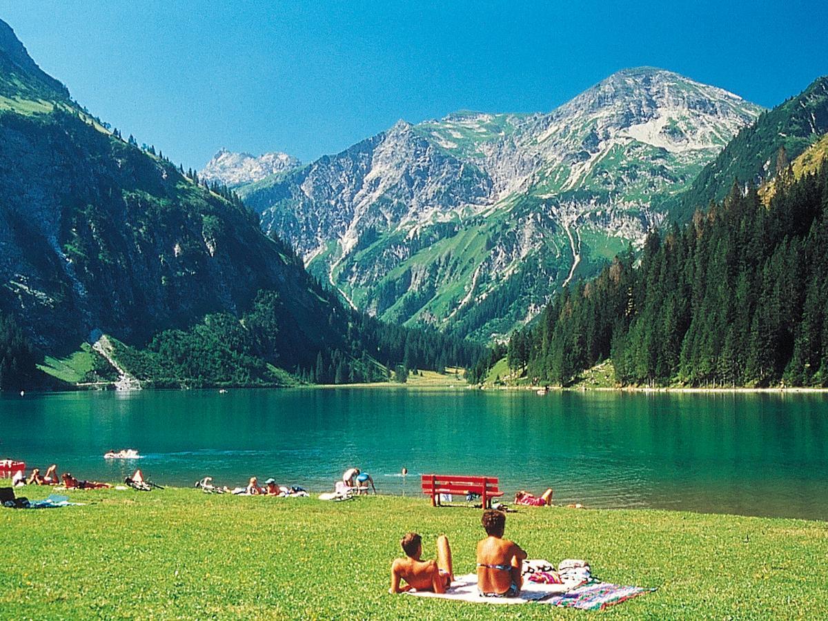 Hôtel Camping Alpenwelt à Tannheim Extérieur photo