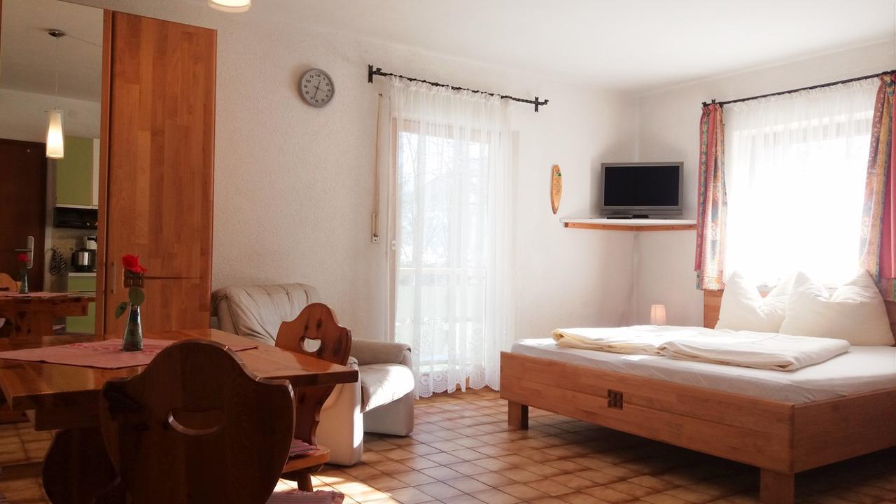 Hôtel Camping Alpenwelt à Tannheim Extérieur photo
