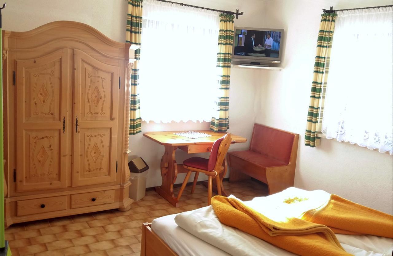 Hôtel Camping Alpenwelt à Tannheim Extérieur photo